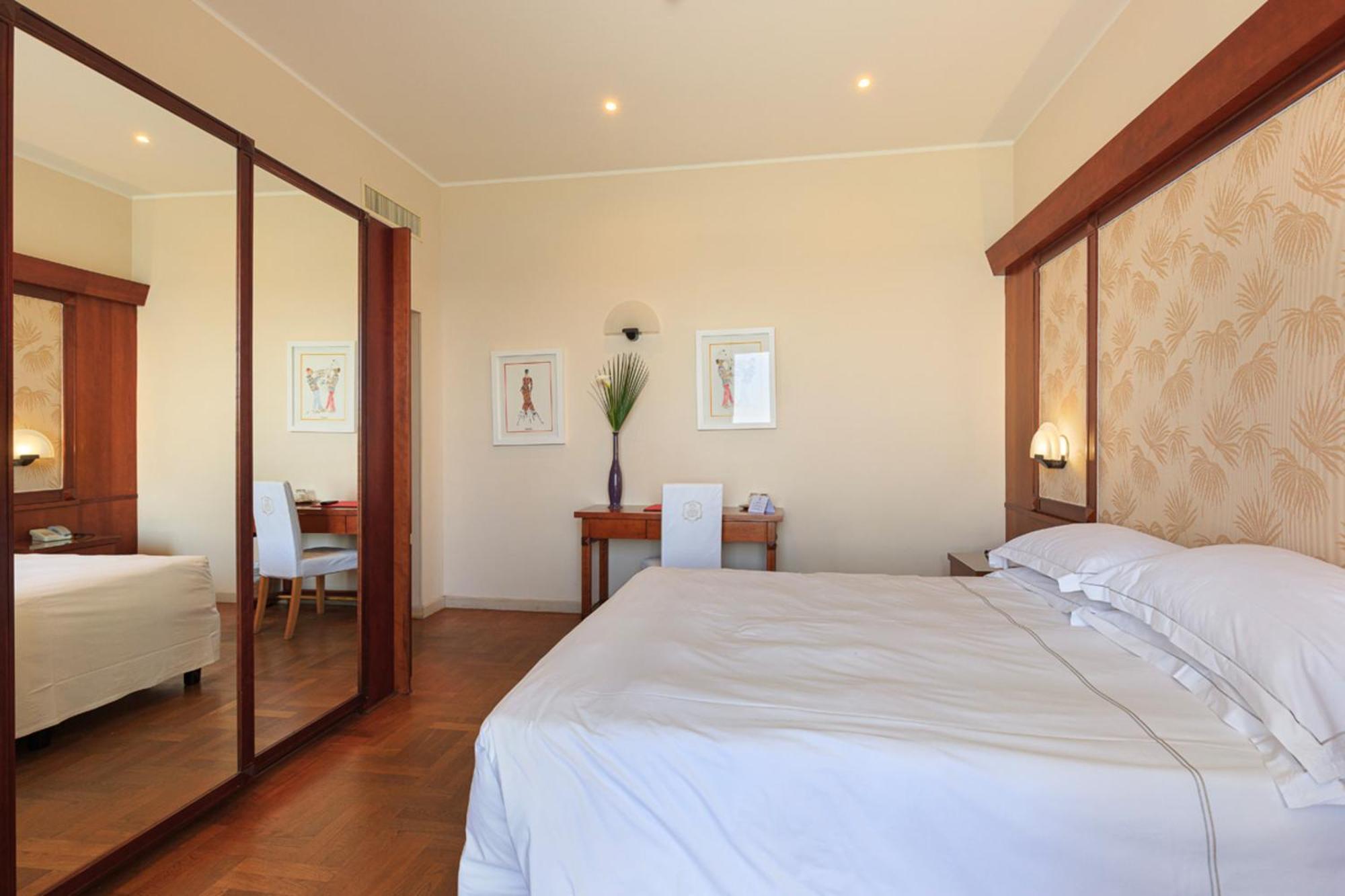 Grand Hotel Mediterranee Αλάσιο Εξωτερικό φωτογραφία