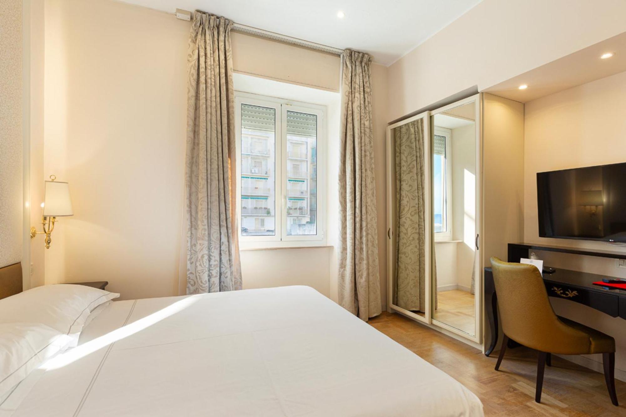 Grand Hotel Mediterranee Αλάσιο Εξωτερικό φωτογραφία