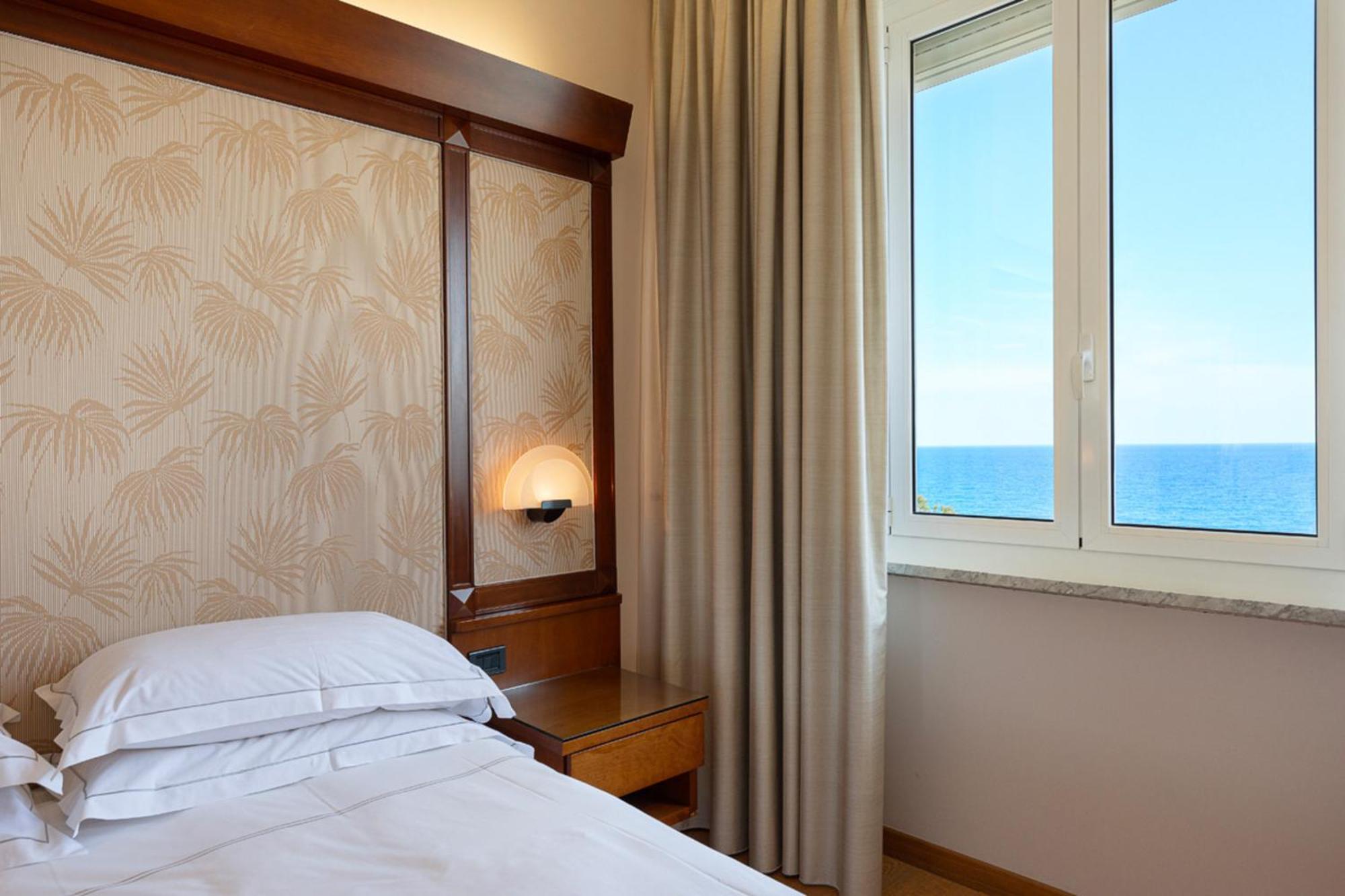 Grand Hotel Mediterranee Αλάσιο Εξωτερικό φωτογραφία