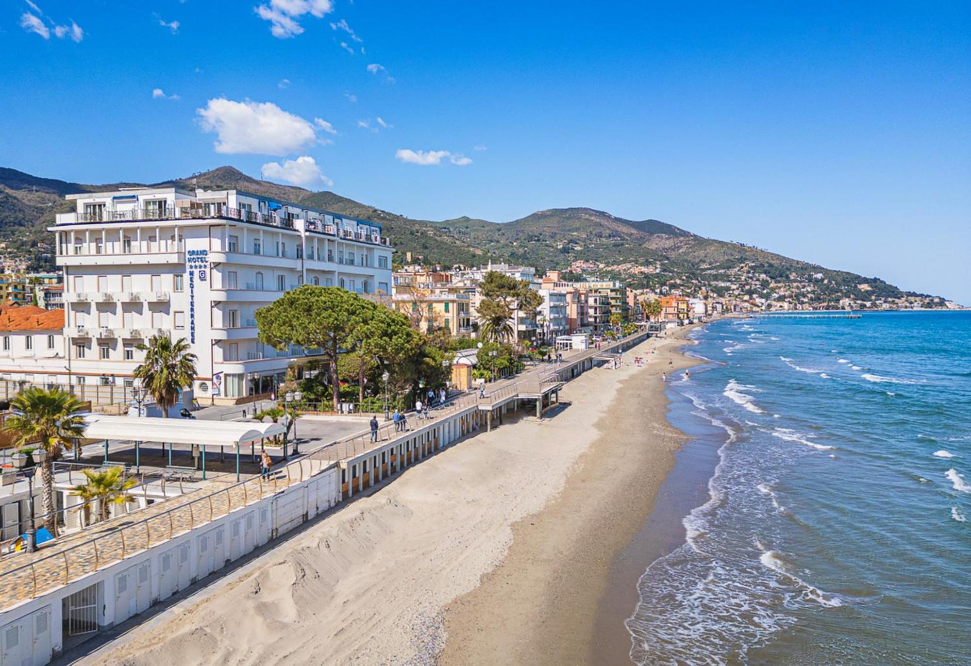 Grand Hotel Mediterranee Αλάσιο Εξωτερικό φωτογραφία