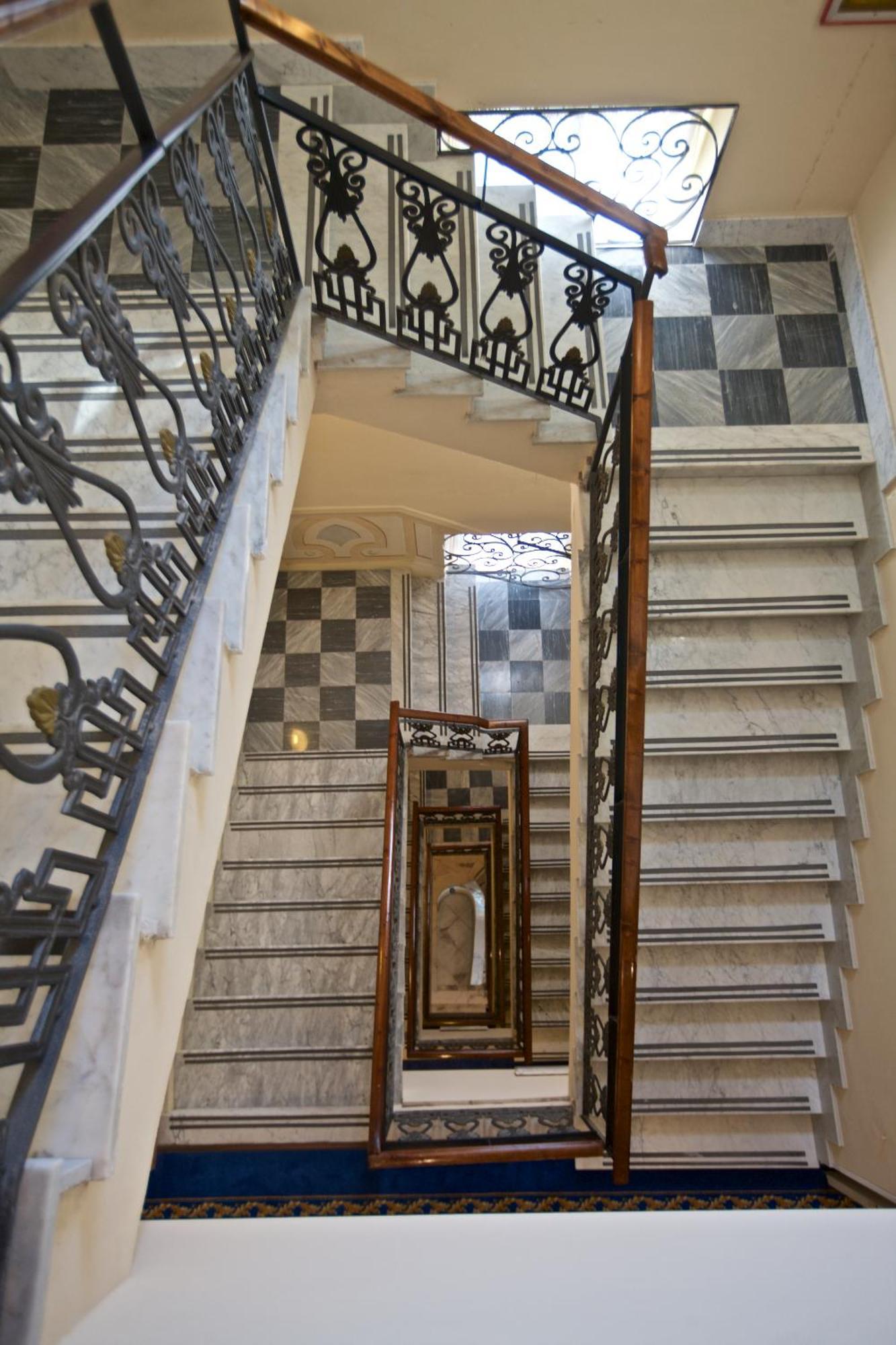 Grand Hotel Mediterranee Αλάσιο Εξωτερικό φωτογραφία